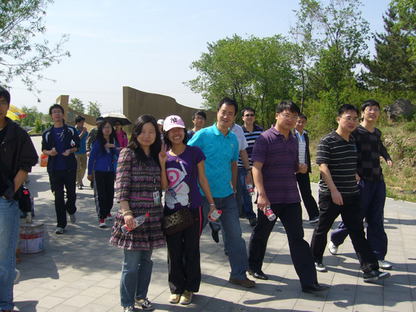 2011级MPAcc同学游龙庆峡