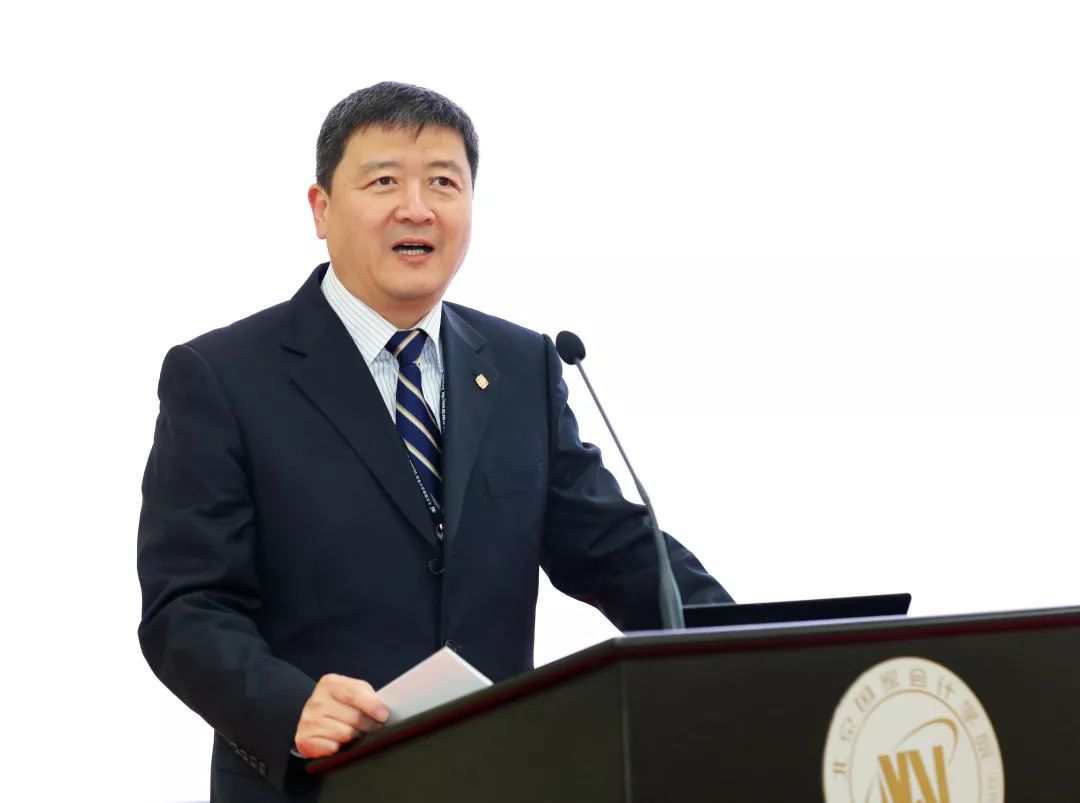 中国会计学会副会长,上海财经大学教授 孙铮