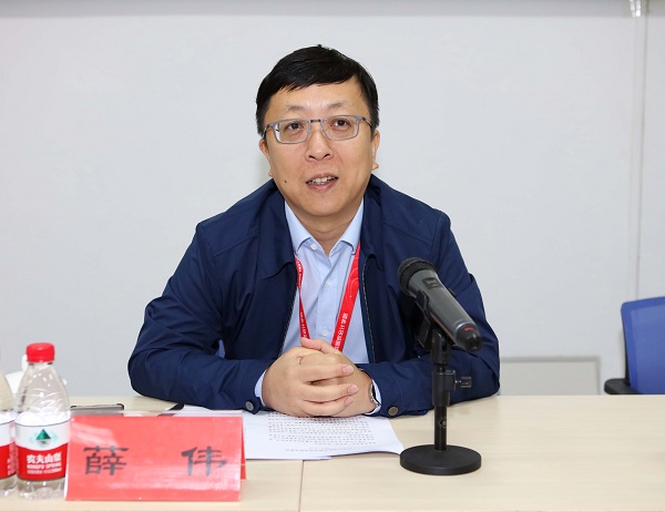 学院党委委员,副院长薛伟出席开班式并致欢迎辞